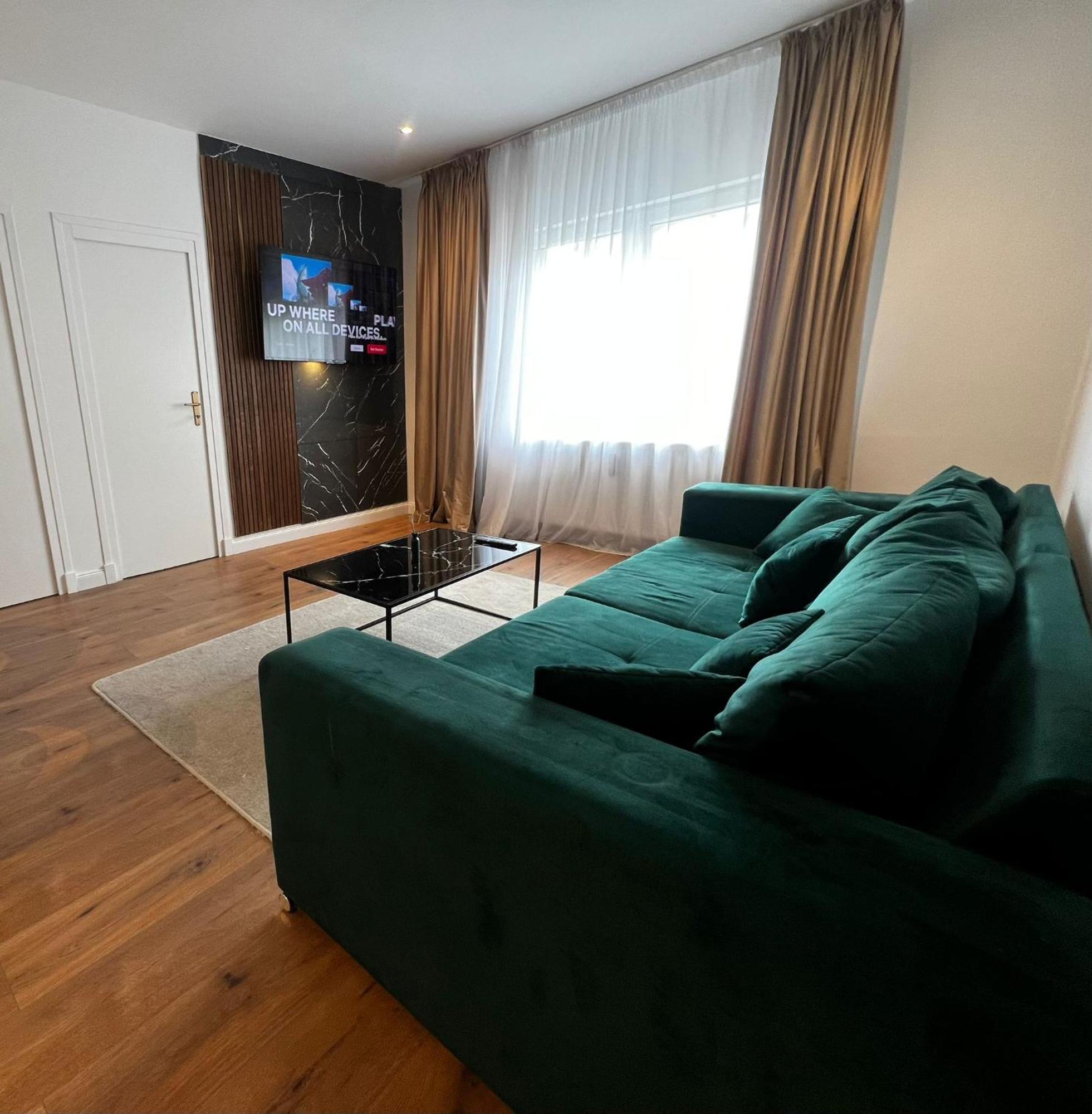 105 Quadratmeter Apartment, Parkplatz, Kinderfreundlich, 6 Personen, Wifi, Vollausgestattete Kueche, Криммичау Экстерьер фото